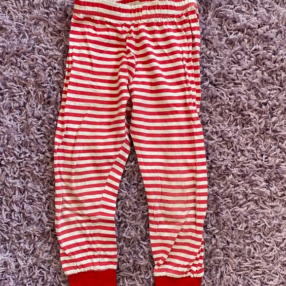 Girls 5t Mrs Claus Christmas pajama set - Picture 8 of 13